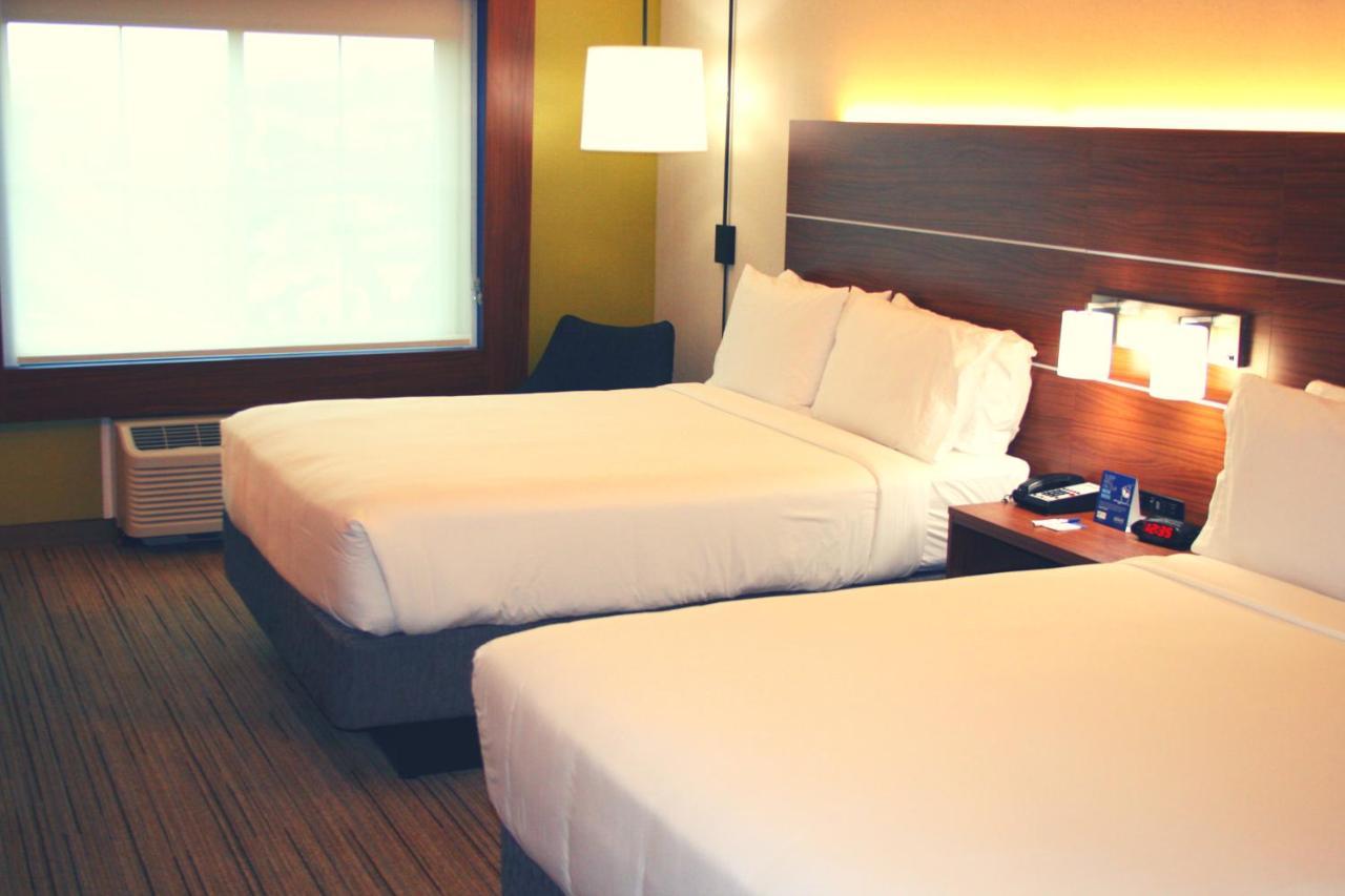 Holiday Inn Express Hotel & Suites Marina By Ihg Eksteriør billede