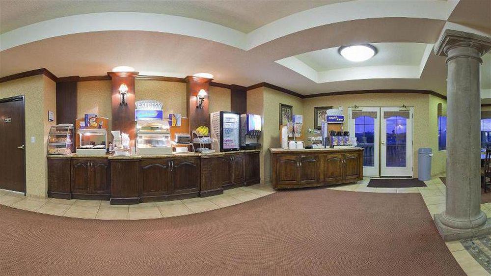Holiday Inn Express Hotel & Suites Marina By Ihg Eksteriør billede