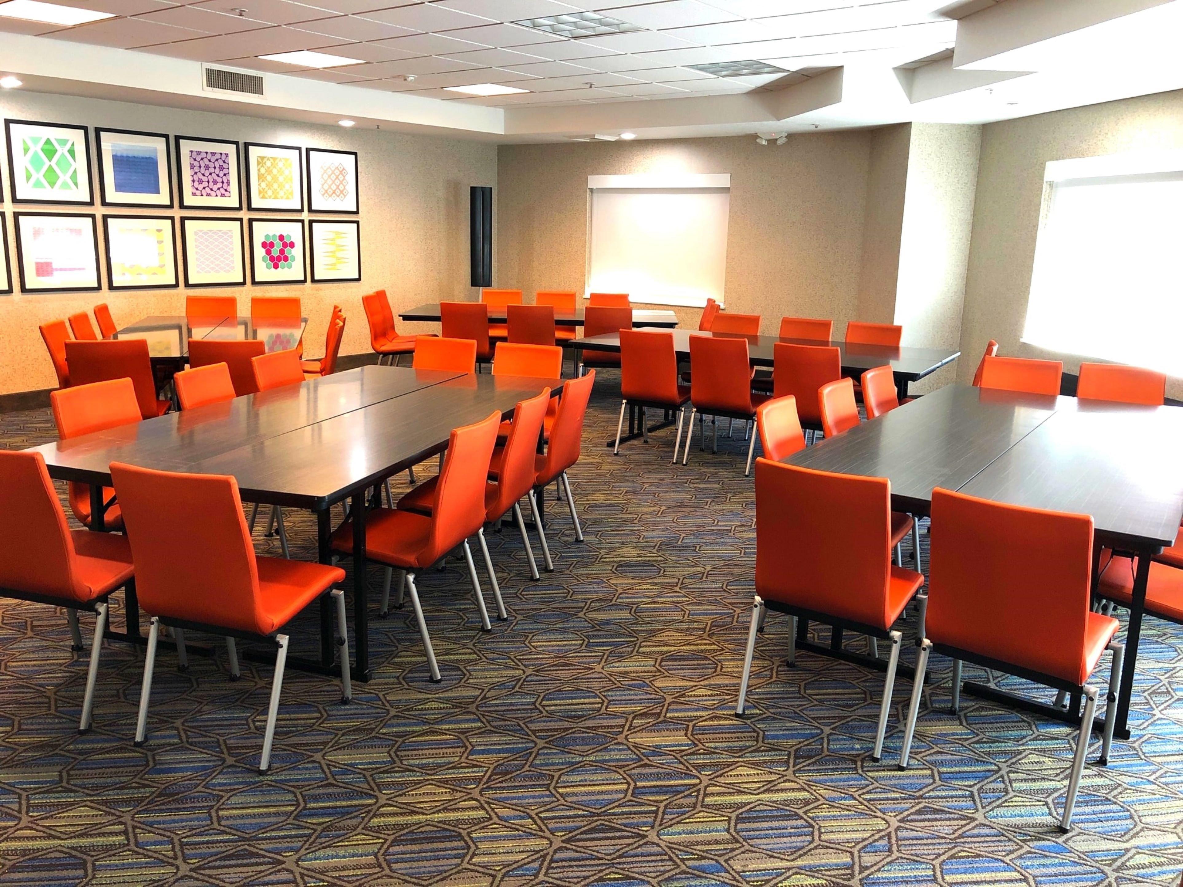 Holiday Inn Express Hotel & Suites Marina By Ihg Eksteriør billede