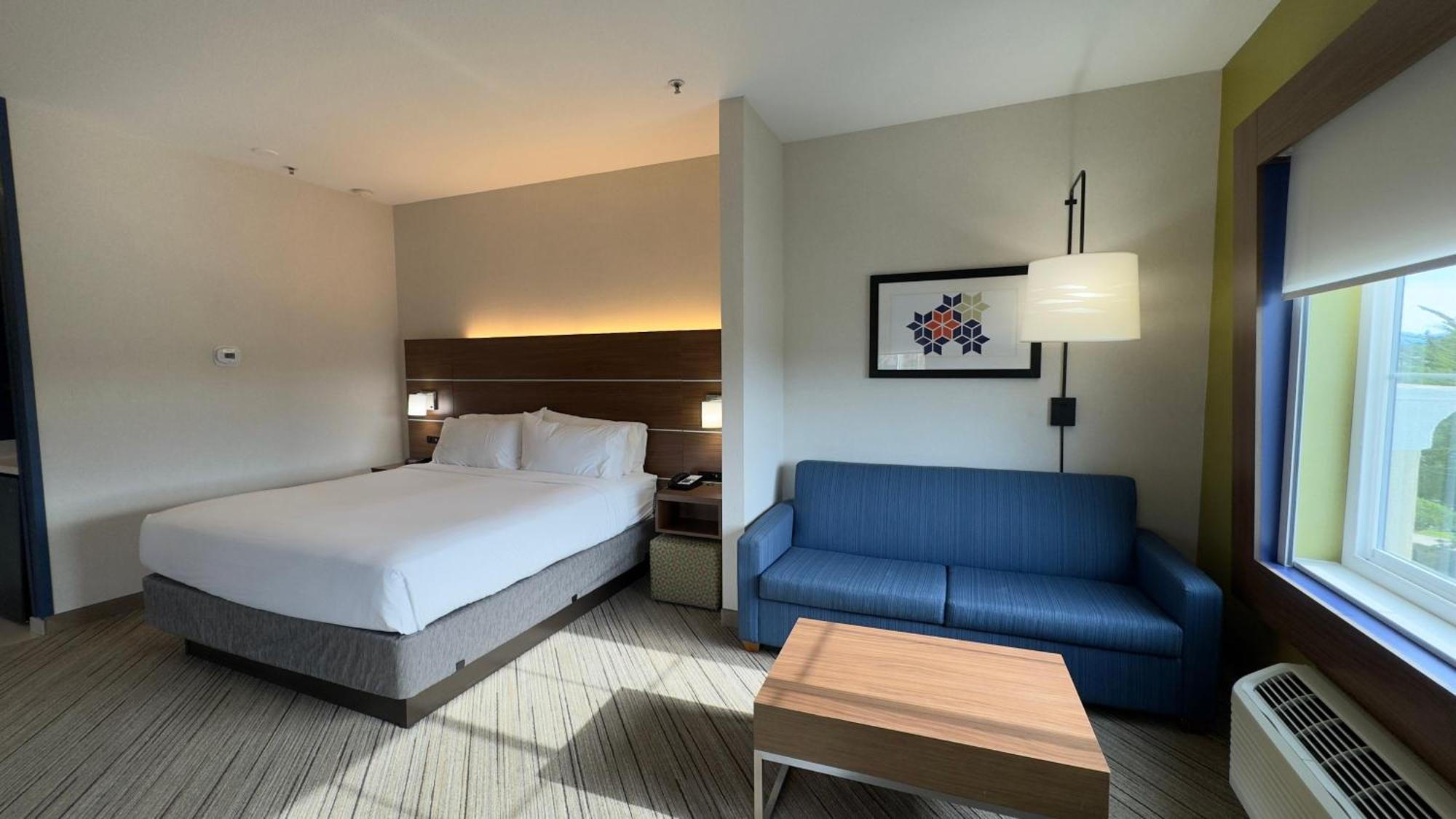 Holiday Inn Express Hotel & Suites Marina By Ihg Eksteriør billede