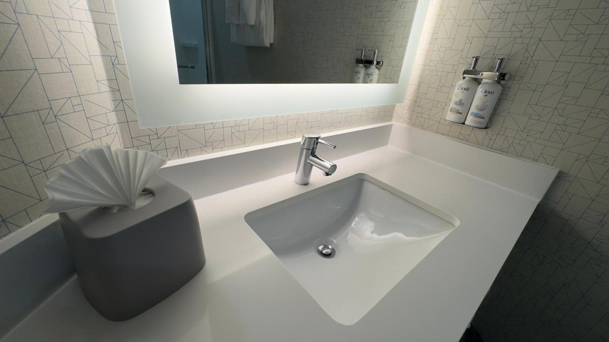 Holiday Inn Express Hotel & Suites Marina By Ihg Eksteriør billede